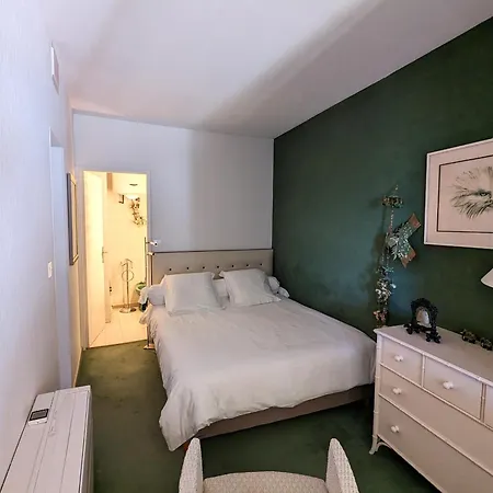 Grand Avec Terrasse, Clim, Wifi Et Parking A - Fr-1-420-144 Апартаменты