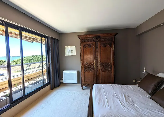 Grand Avec Terrasse, Clim, Wifi Et Parking A - Fr-1-420-144