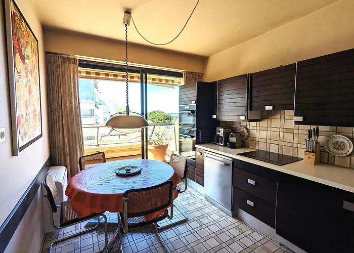 アパート Grand Avec Terrasse, Clim, Wifi Et Parking A - Fr-1-420-144